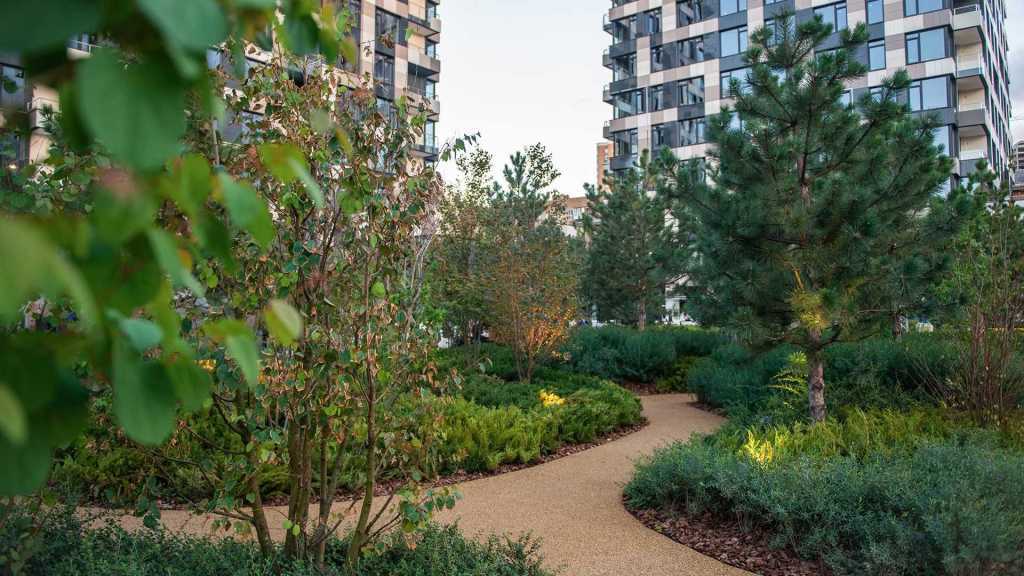 Продажа 2-комнатной квартиры 77 м², Деловая ул., 1/2