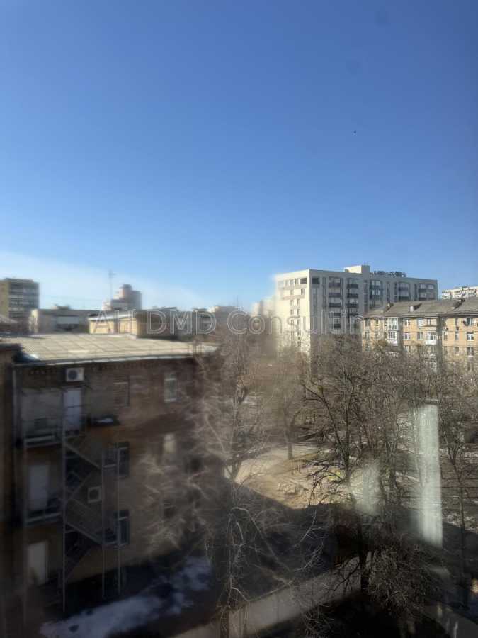 Продаж 3-кімнатної квартири 90.6 м², Голосіївський просп., 102/1