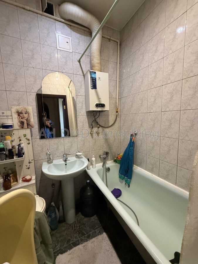 Продаж 3-кімнатної квартири 90.6 м², Голосіївський просп., 102/1