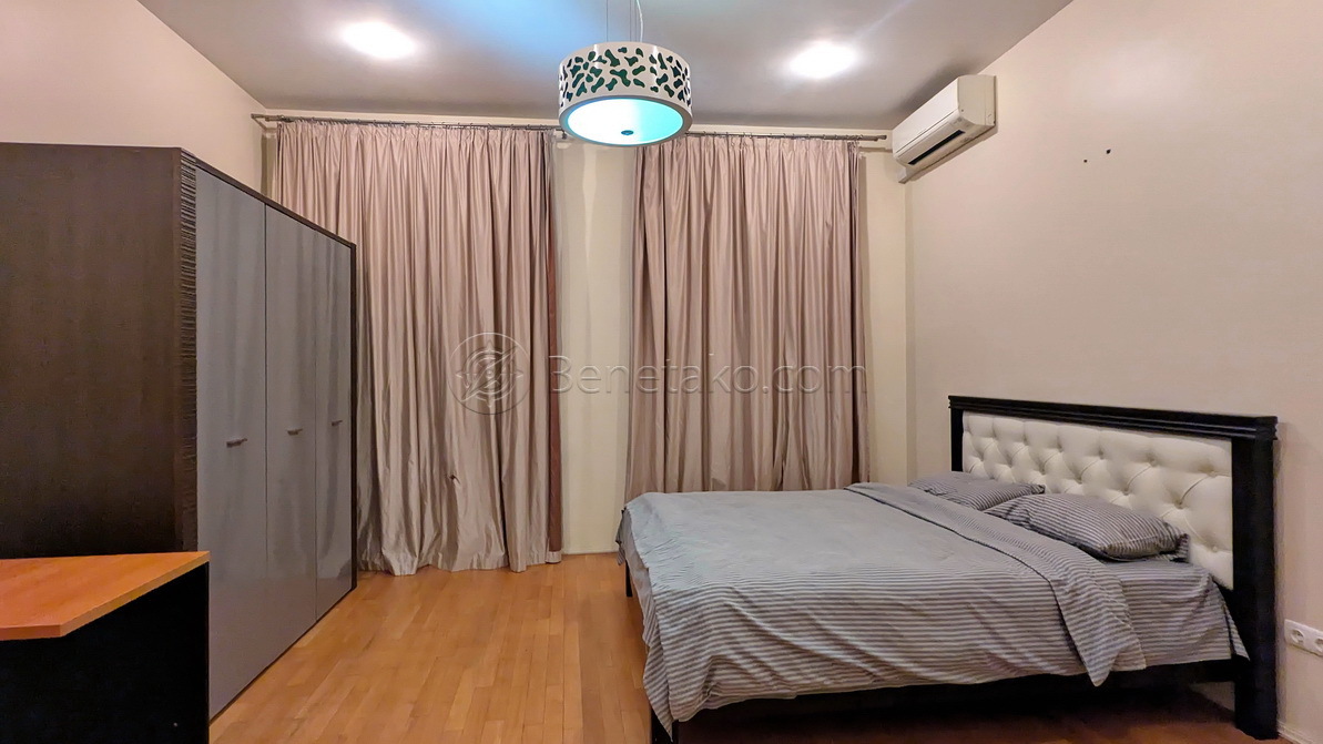 Аренда 4-комнатной квартиры 150 м², Маразлиевская ул., 54