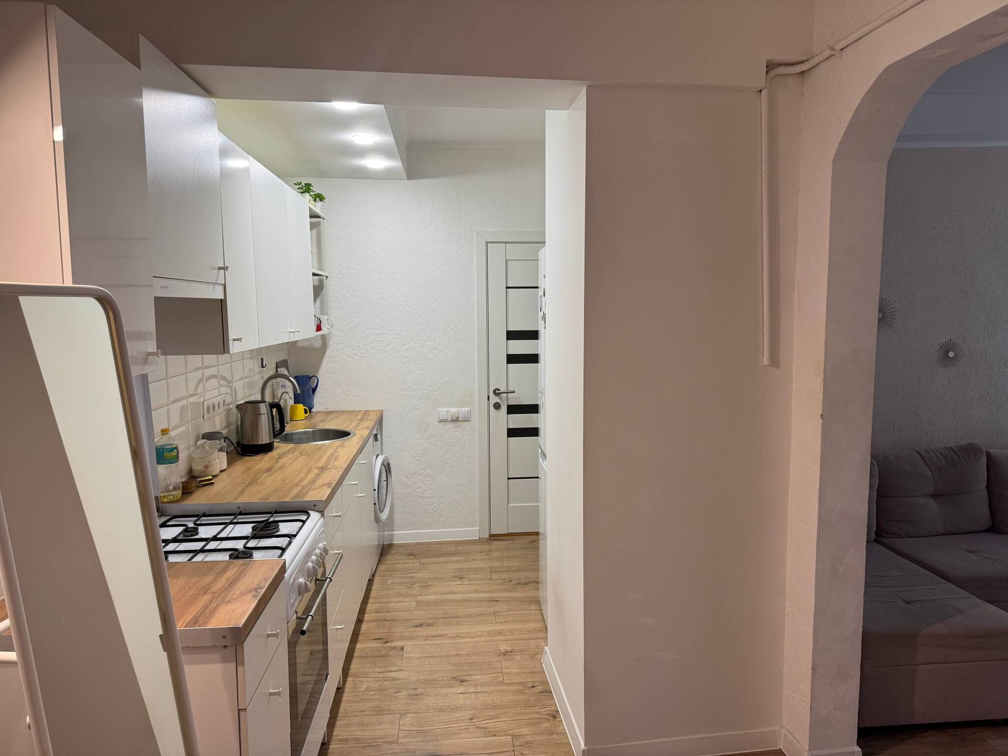 Продажа 2-комнатной квартиры 33 м², Южная ул.