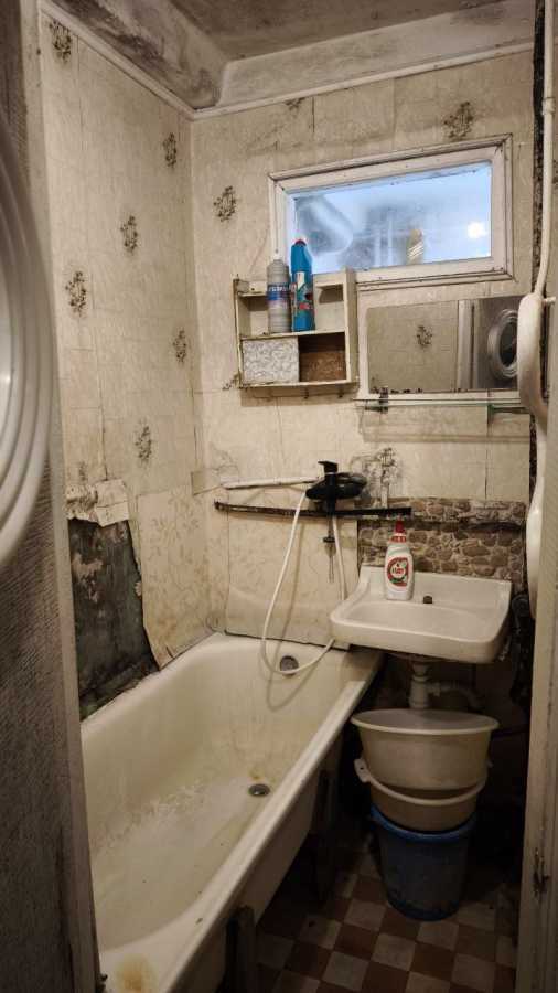 Продаж 2-кімнатної квартири 43 м², Олимпійська вул., 1