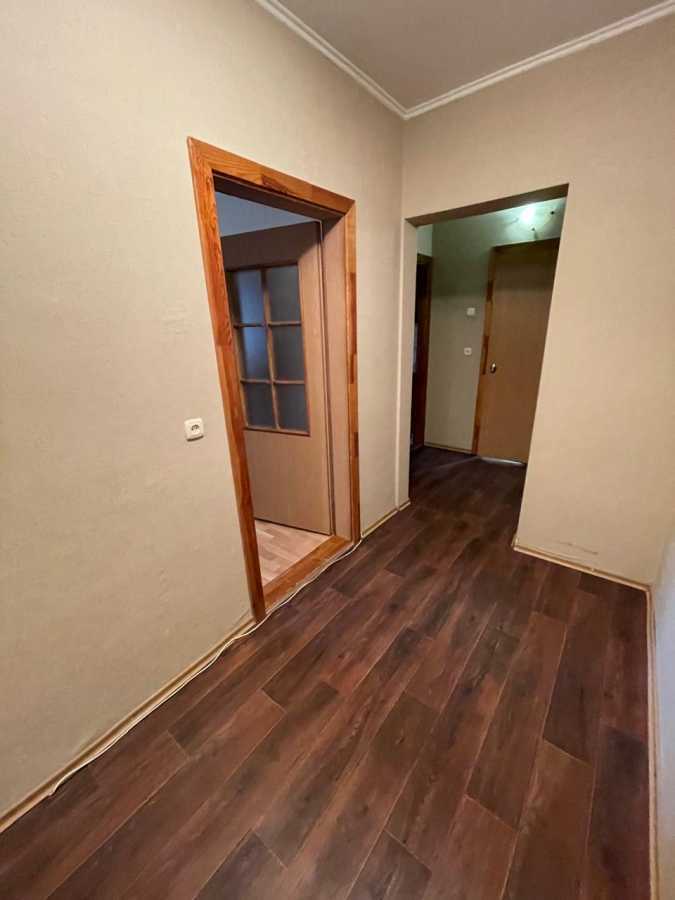 Оренда 1-кімнатної квартири 42 м², Олени Пчілки вул., 2