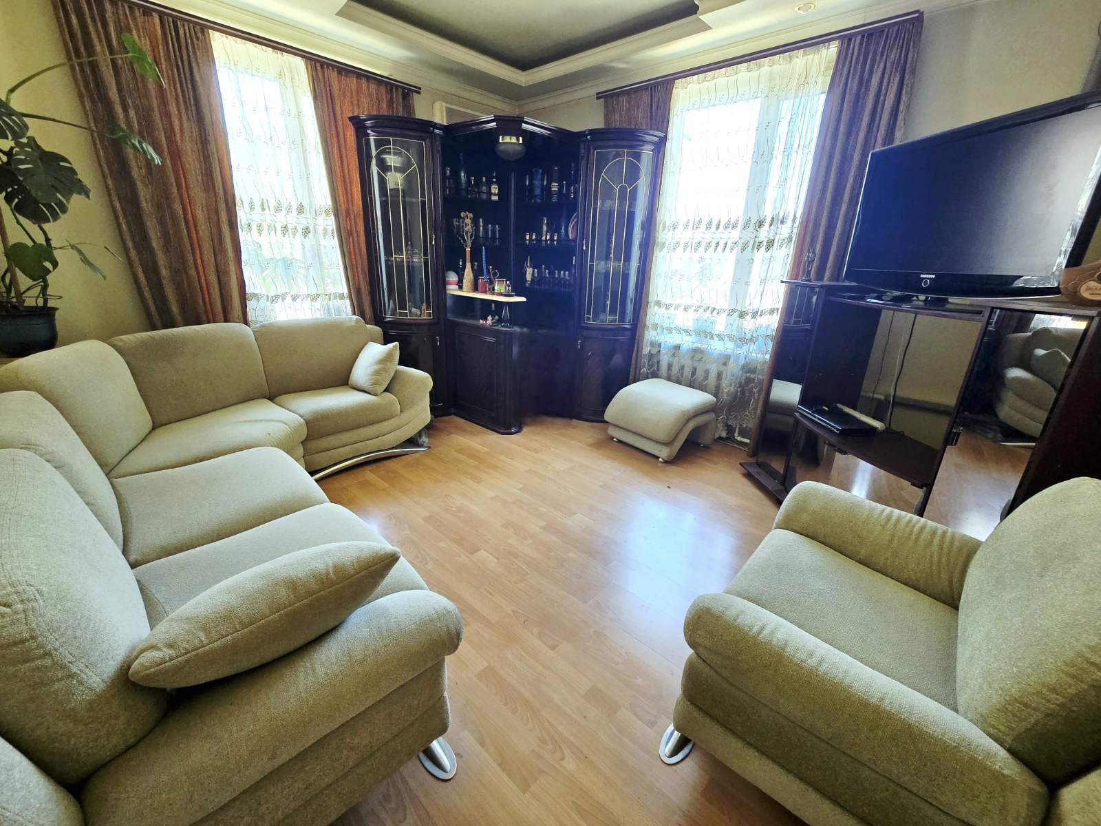 Аренда 3-комнатной квартиры 64 м², Титова ул.