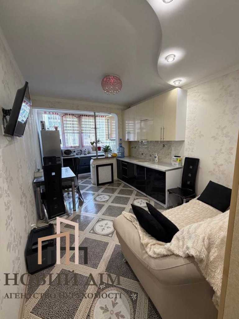 Продаж 1-кімнатної квартири 50.8 м², Метрологічна вул., 9В