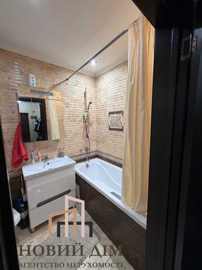 Продаж 1-кімнатної квартири 50.8 м², Метрологічна вул., 9В