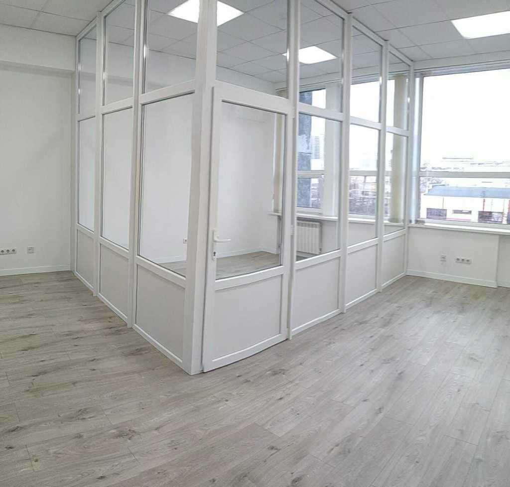 Аренда офиса 35 м², Евгения Сверстюка ул., 11Б