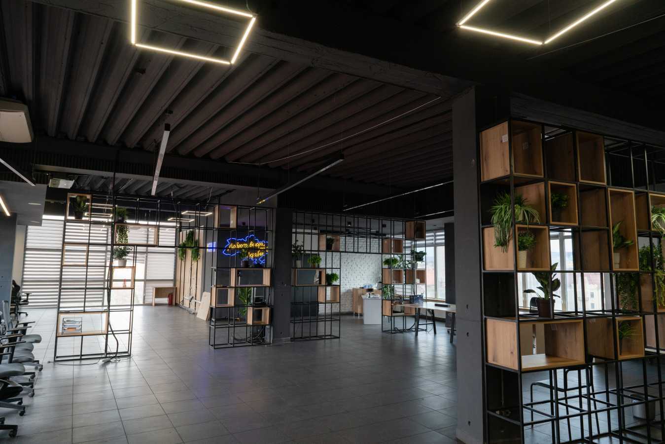 Аренда офиса 530 м², Ивана Орлая ул., Чендея, 5