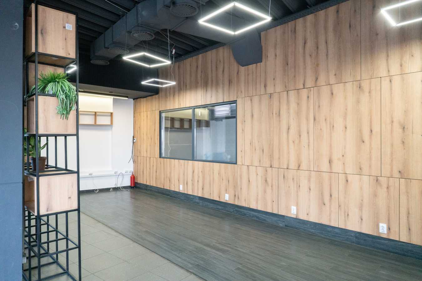 Аренда офиса 530 м², Ивана Орлая ул., Чендея, 5