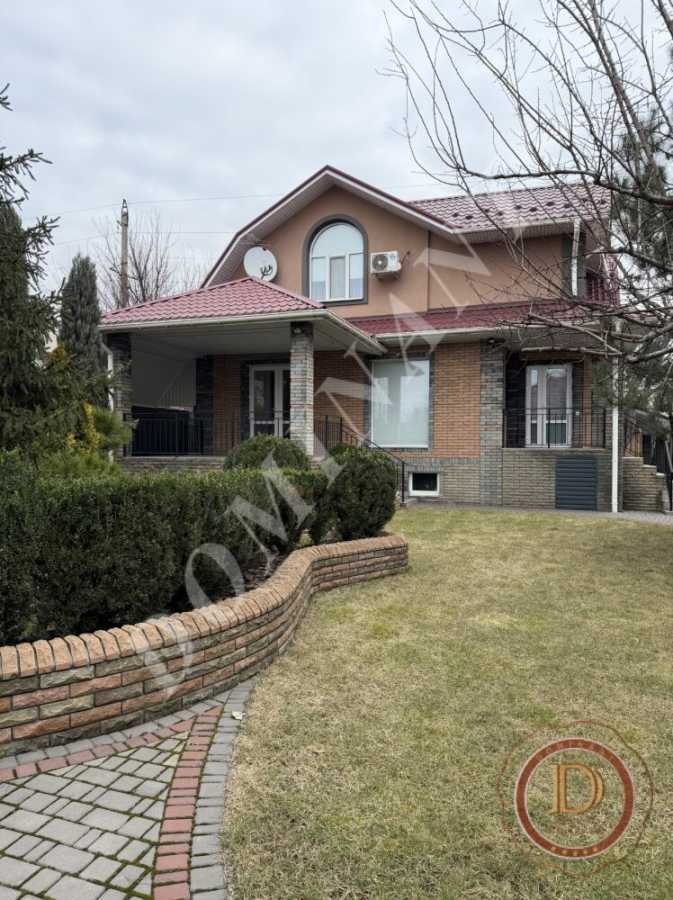 Продажа дома 255 м², Солидарности ул.