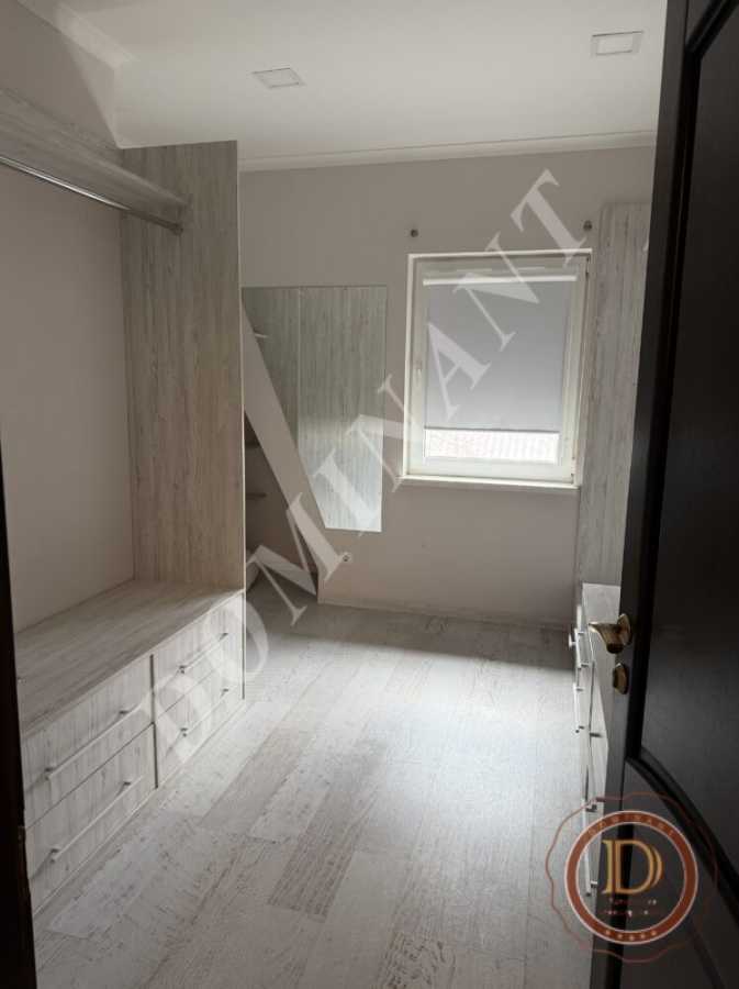 Продажа дома 255 м², Солидарности ул.