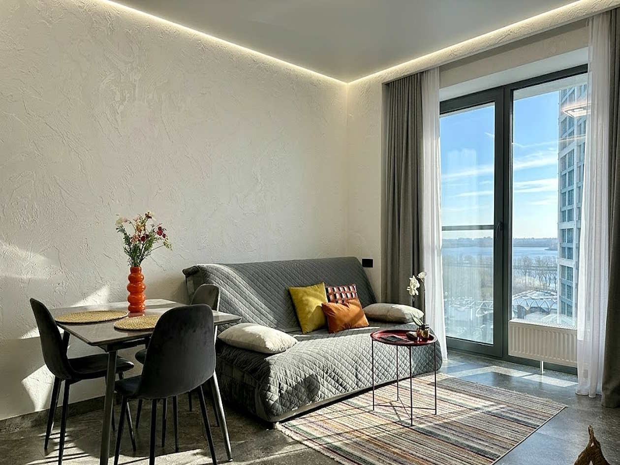 2-комнатная квартира посуточно 56 м², Набережная Победы ул., 7