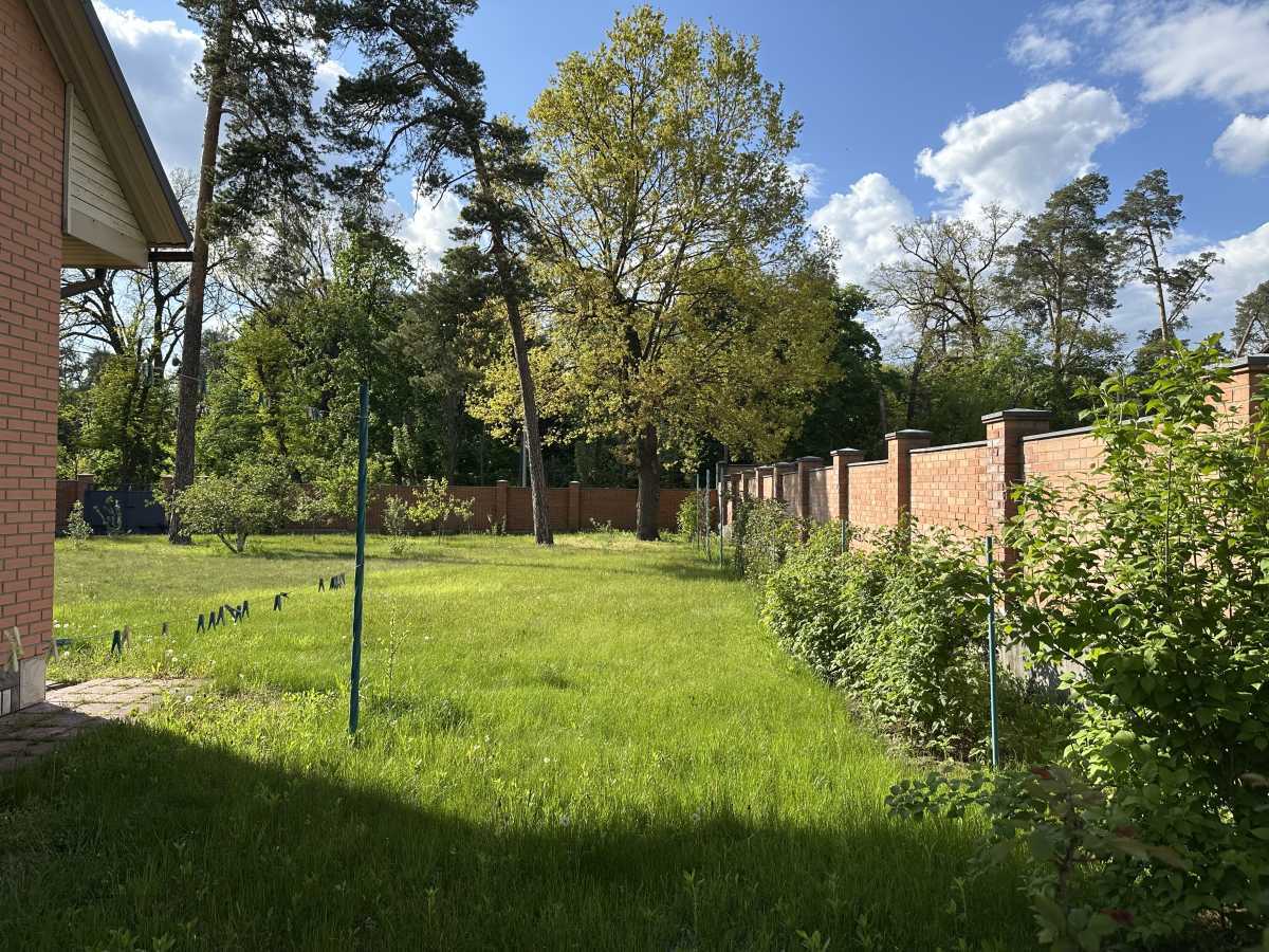 Продаж будинку 240 м², Квітки Цісик вул., 81