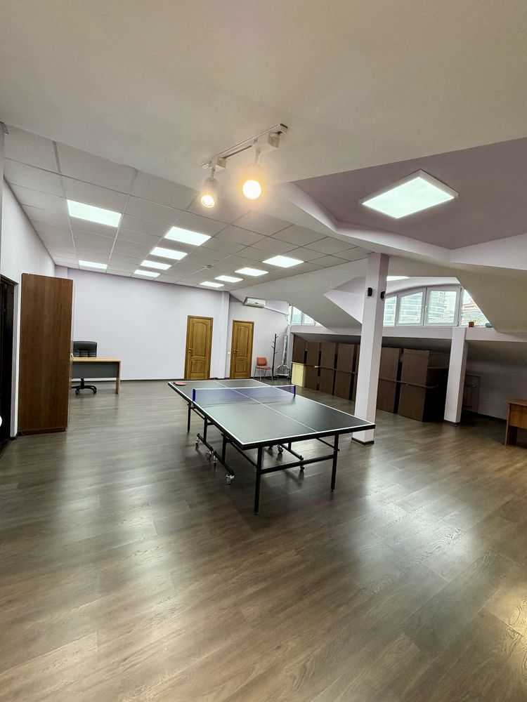Продаж офісу 142.7 м², Глибочицька вул., 40