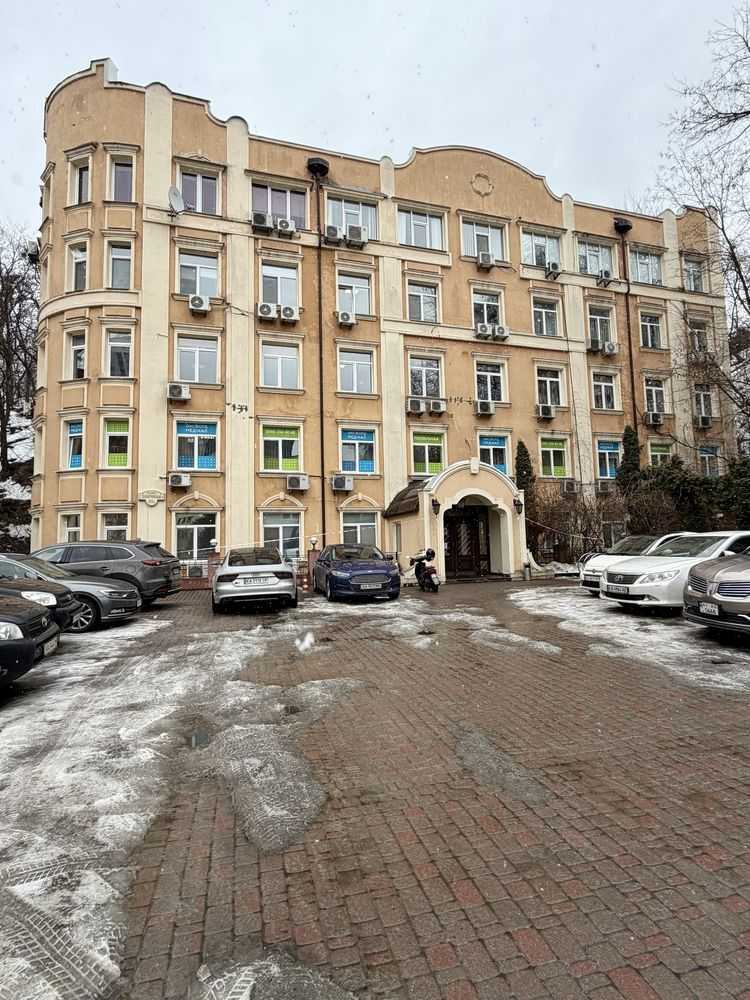 Продаж офісу 142.7 м², Глибочицька вул., 40