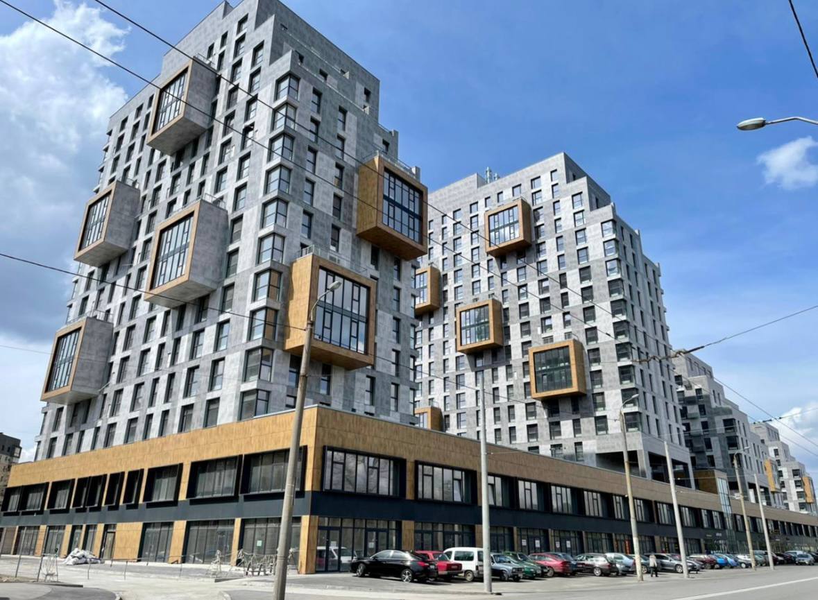 Продаж 2-кімнатної квартири 81 м², Набережна Перемоги вул.