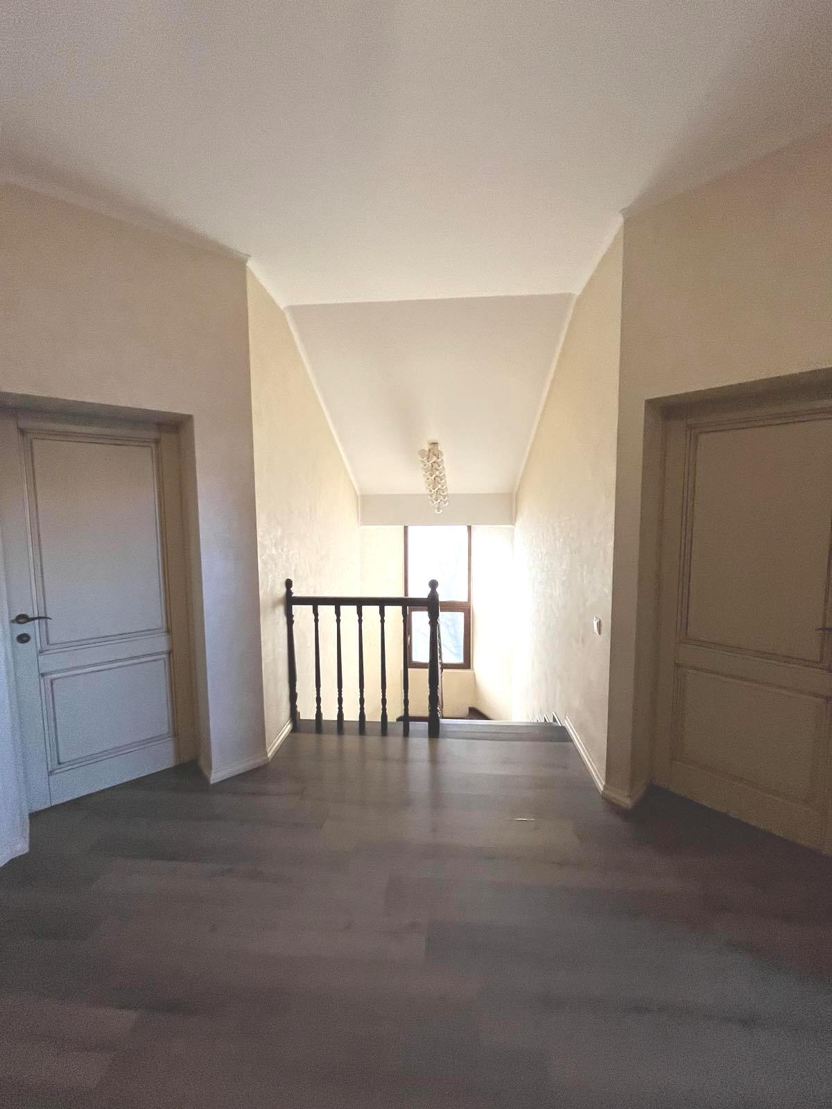 Продажа дома 300 м², Корабельная ул.