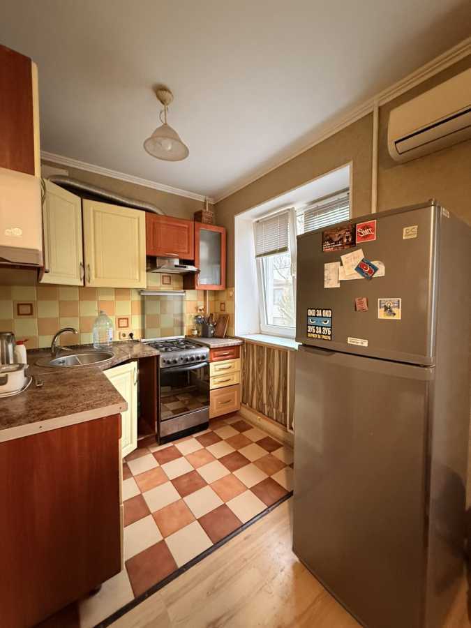 Продажа 2-комнатной квартиры 56 м², Ильичевская ул., Парковая, 12