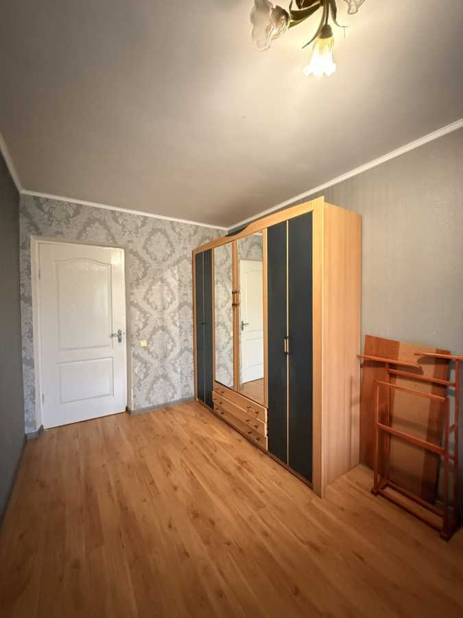 Продажа 2-комнатной квартиры 56 м², Ильичевская ул., Парковая, 12