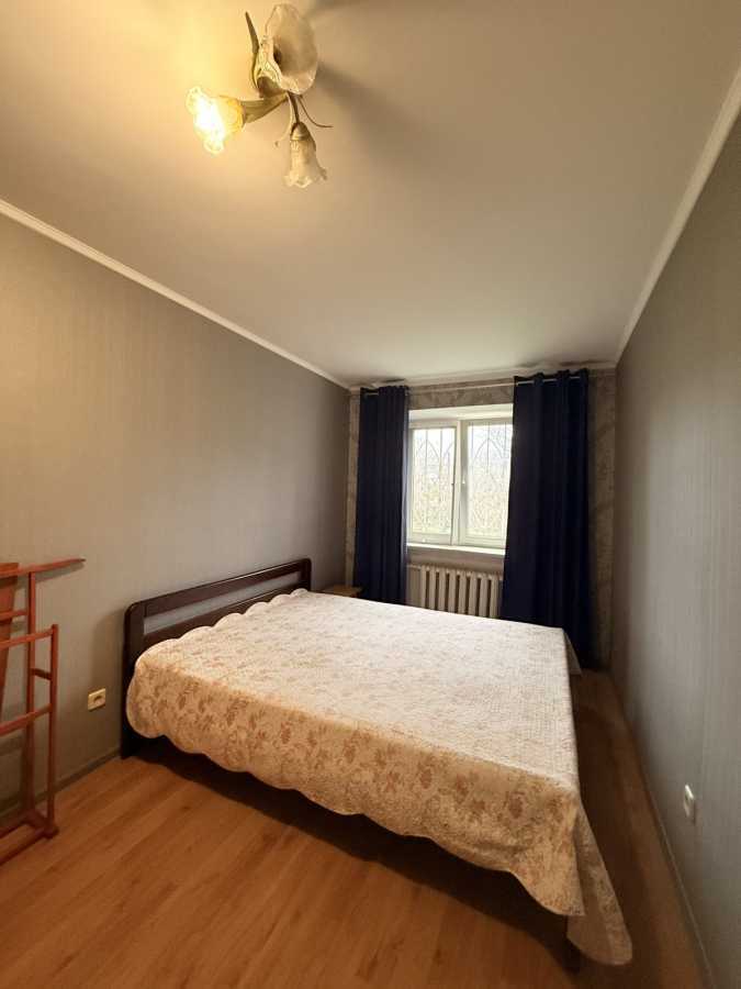 Продажа 2-комнатной квартиры 56 м², Ильичевская ул., Парковая, 12