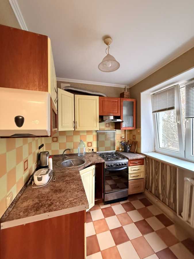 Продажа 2-комнатной квартиры 56 м², Ильичевская ул., Парковая, 12
