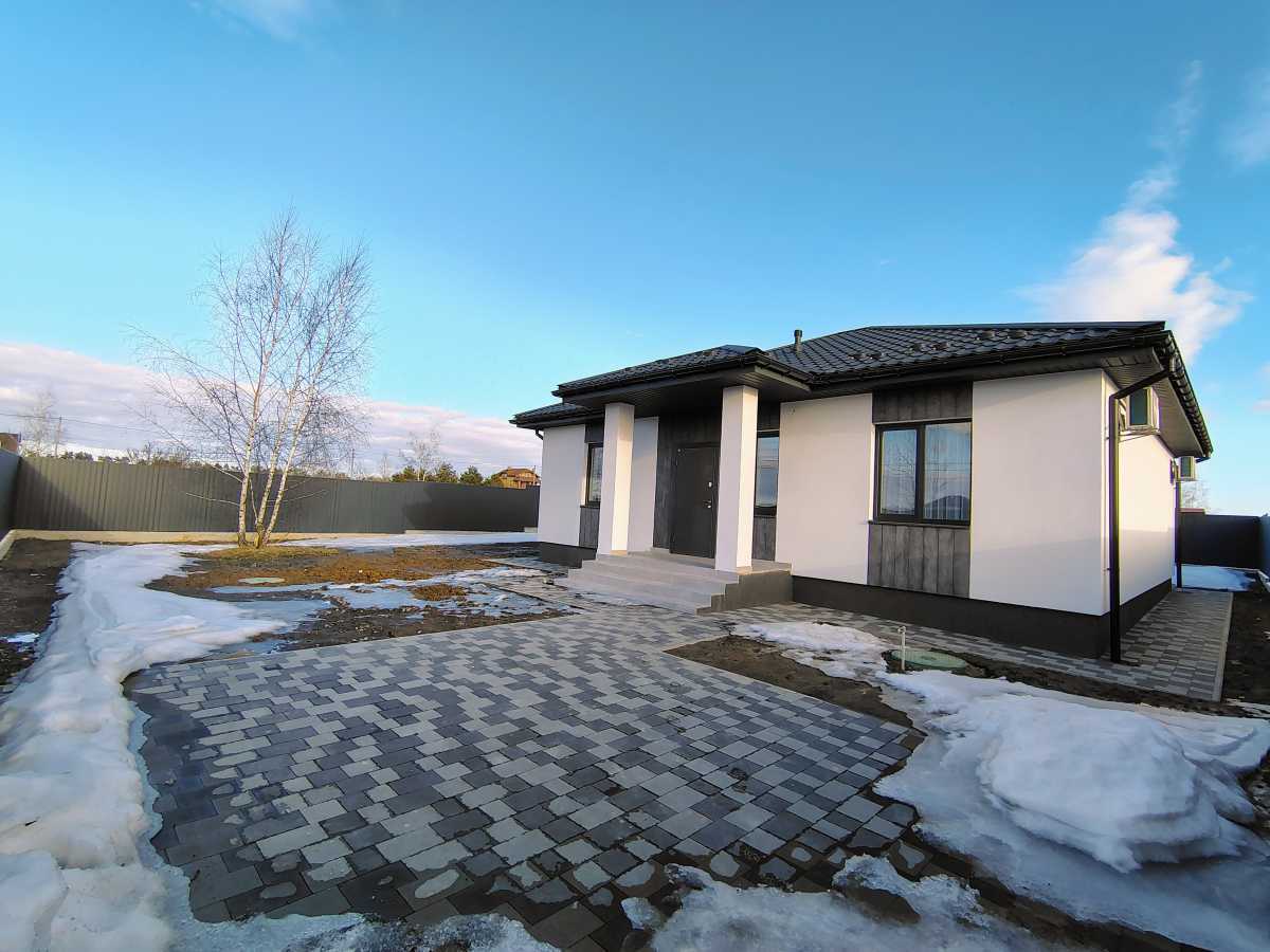 Продажа дома 100 м², Шкільна