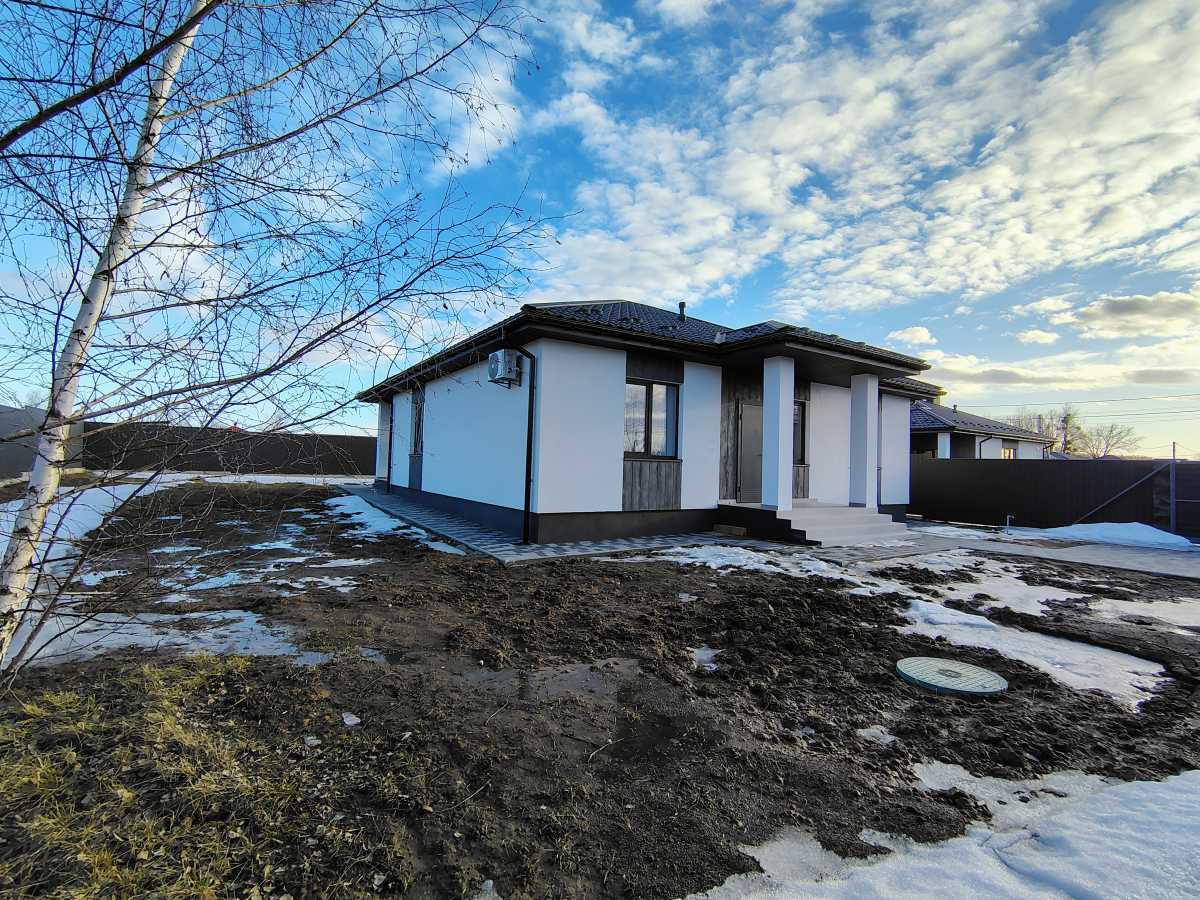 Продажа дома 100 м², Шкільна