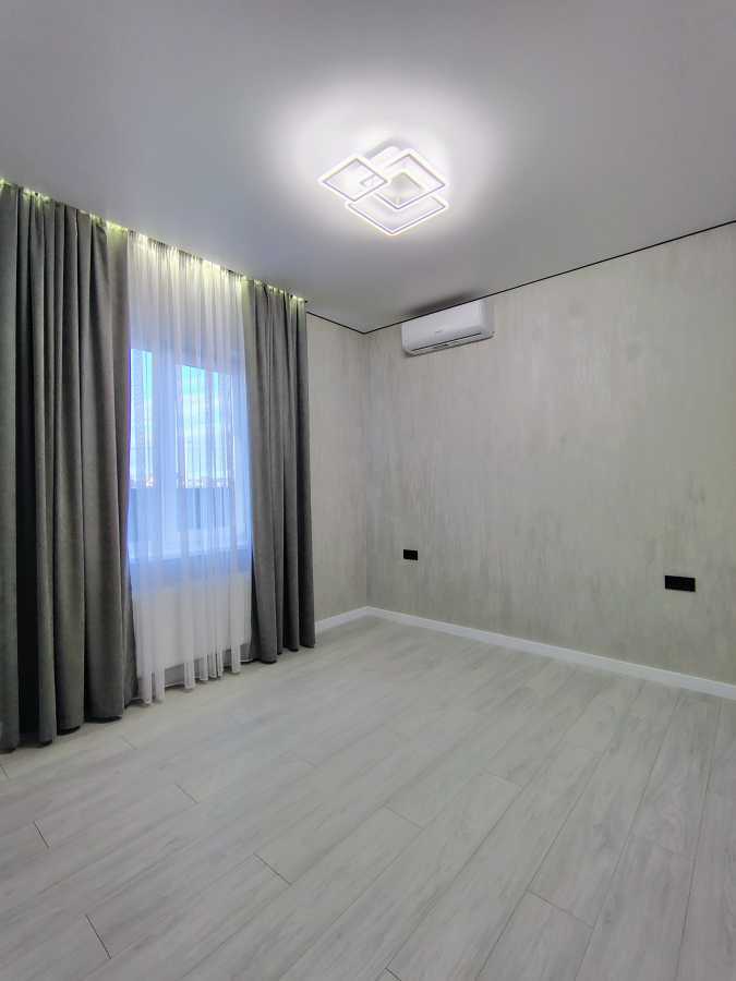 Продажа дома 100 м², Шкільна