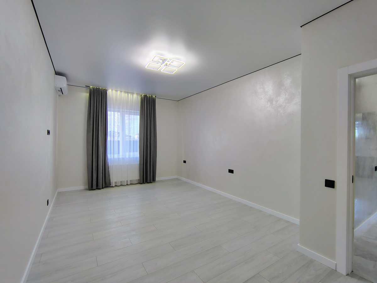 Продажа дома 100 м², Шкільна