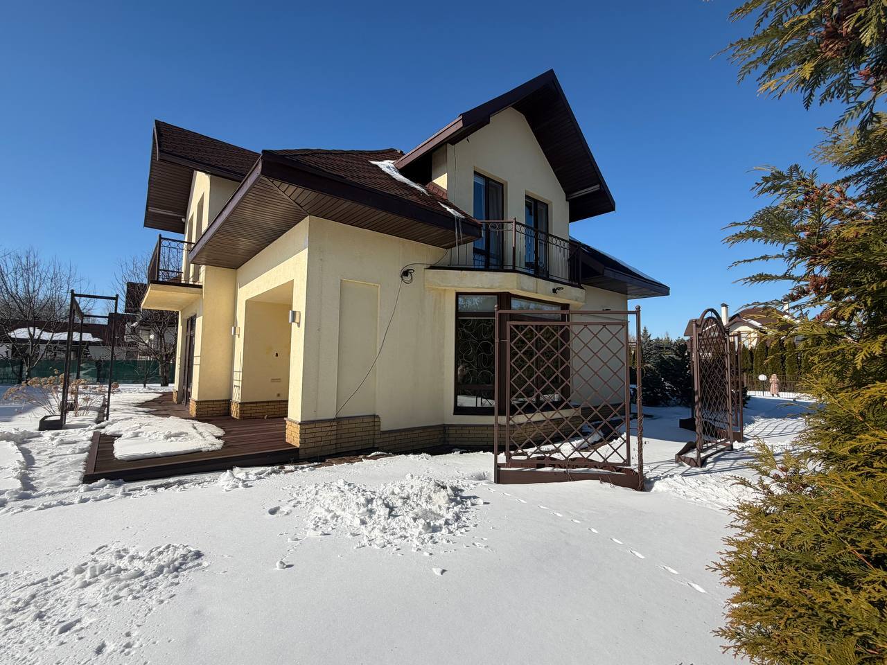 Продажа дома 322 м²