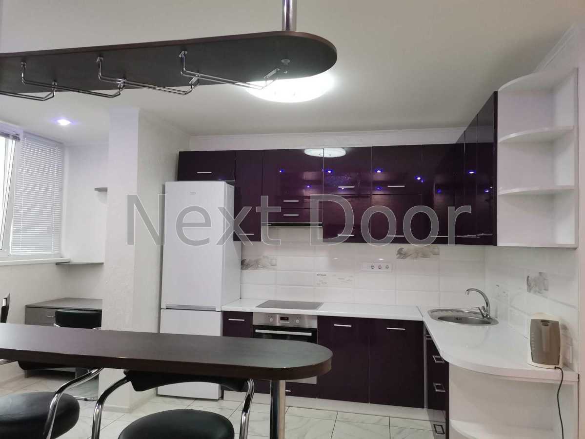 Продажа 1-комнатной квартиры 42 м², Вячеслава Черновола ул., 6