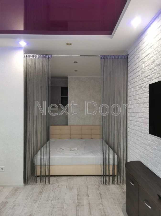 Продажа 1-комнатной квартиры 42 м², Вячеслава Черновола ул., 6