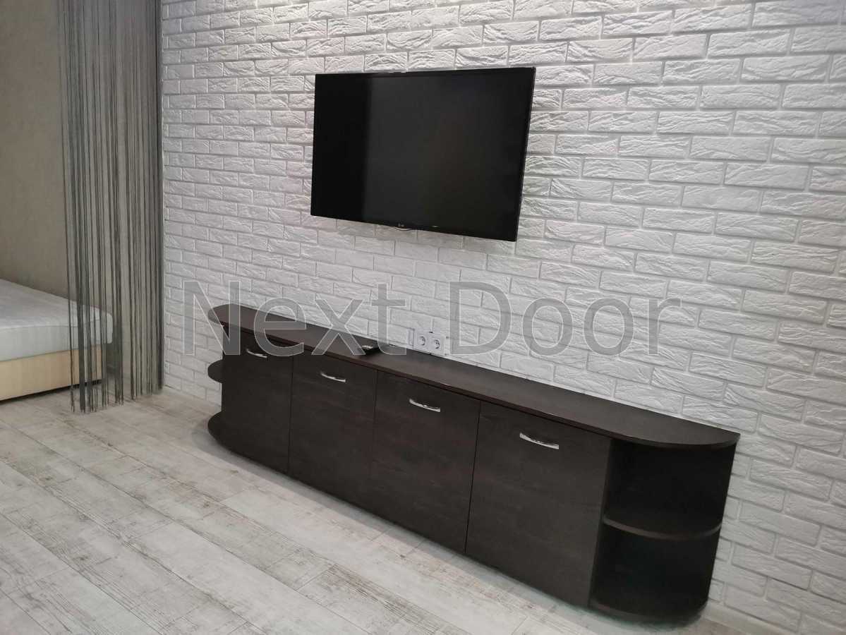 Продажа 1-комнатной квартиры 42 м², Вячеслава Черновола ул., 6