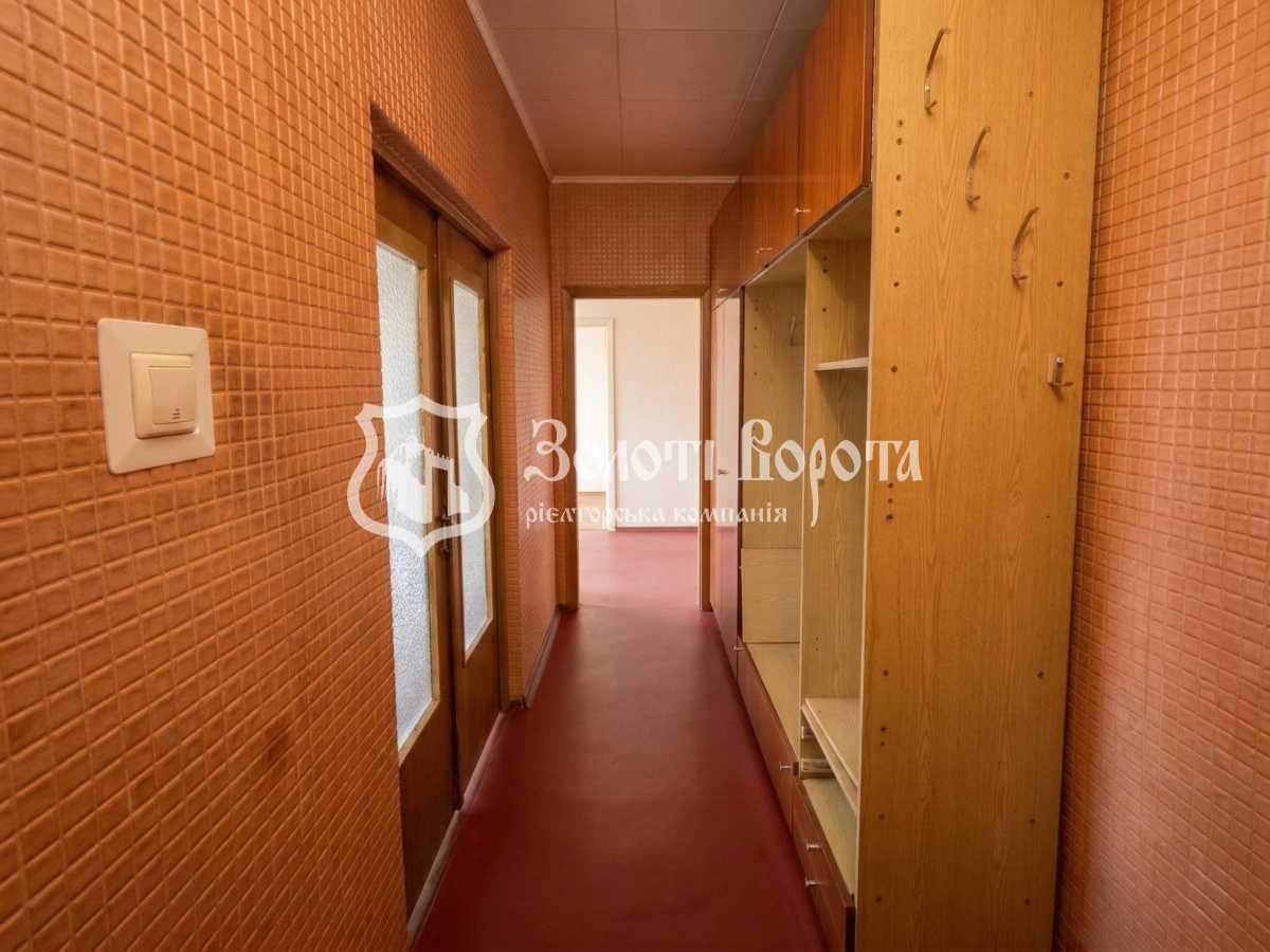 Продаж 3-кімнатної квартири 72 м², Чорних Запорожців, 56а