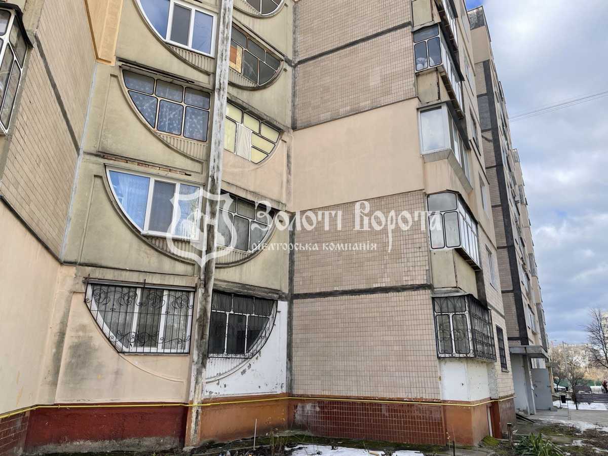 Продаж 3-кімнатної квартири 72 м², Чорних Запорожців, 56а