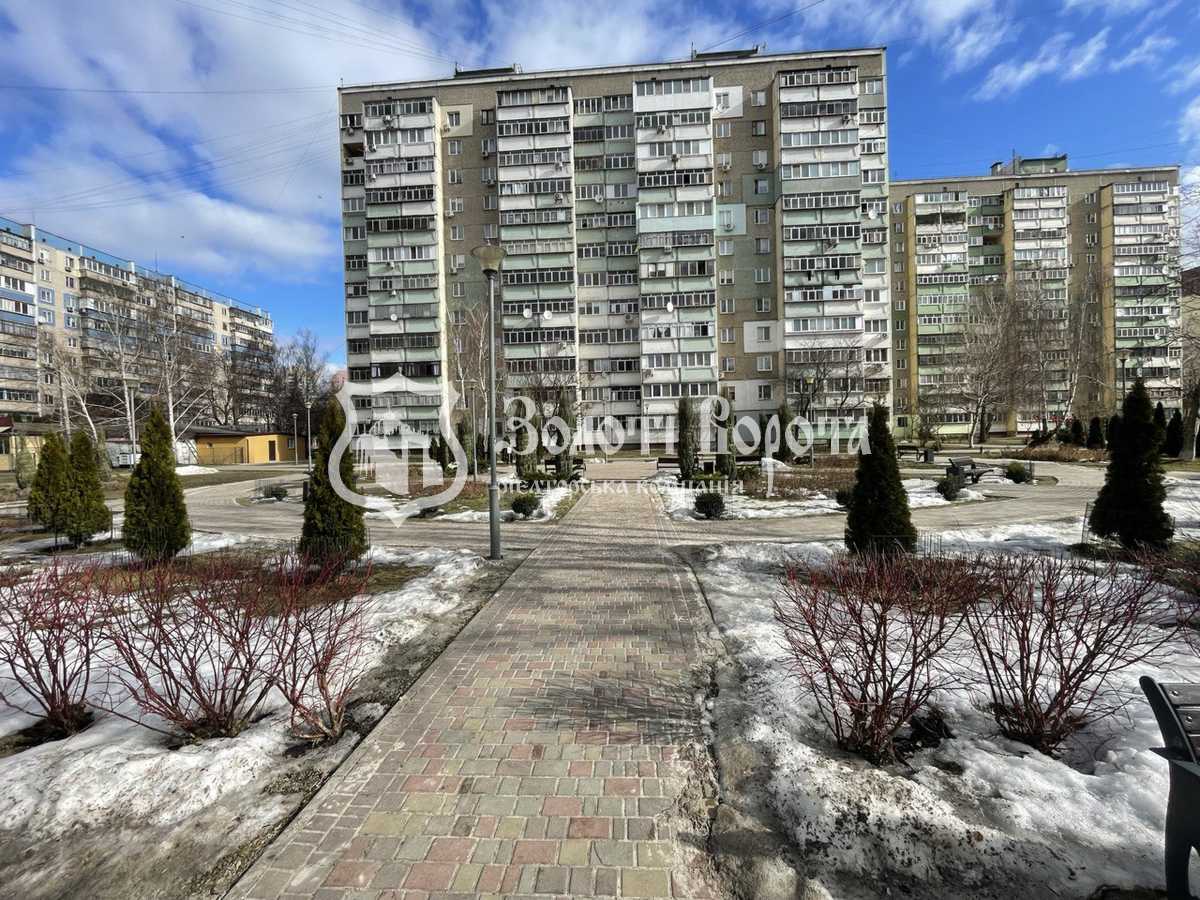 Продаж 3-кімнатної квартири 72 м², Чорних Запорожців, 56а