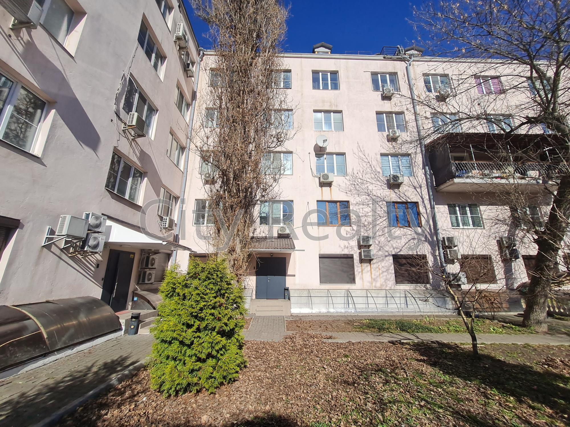 Оренда офісу 184 м², Шовковична вул., 7А