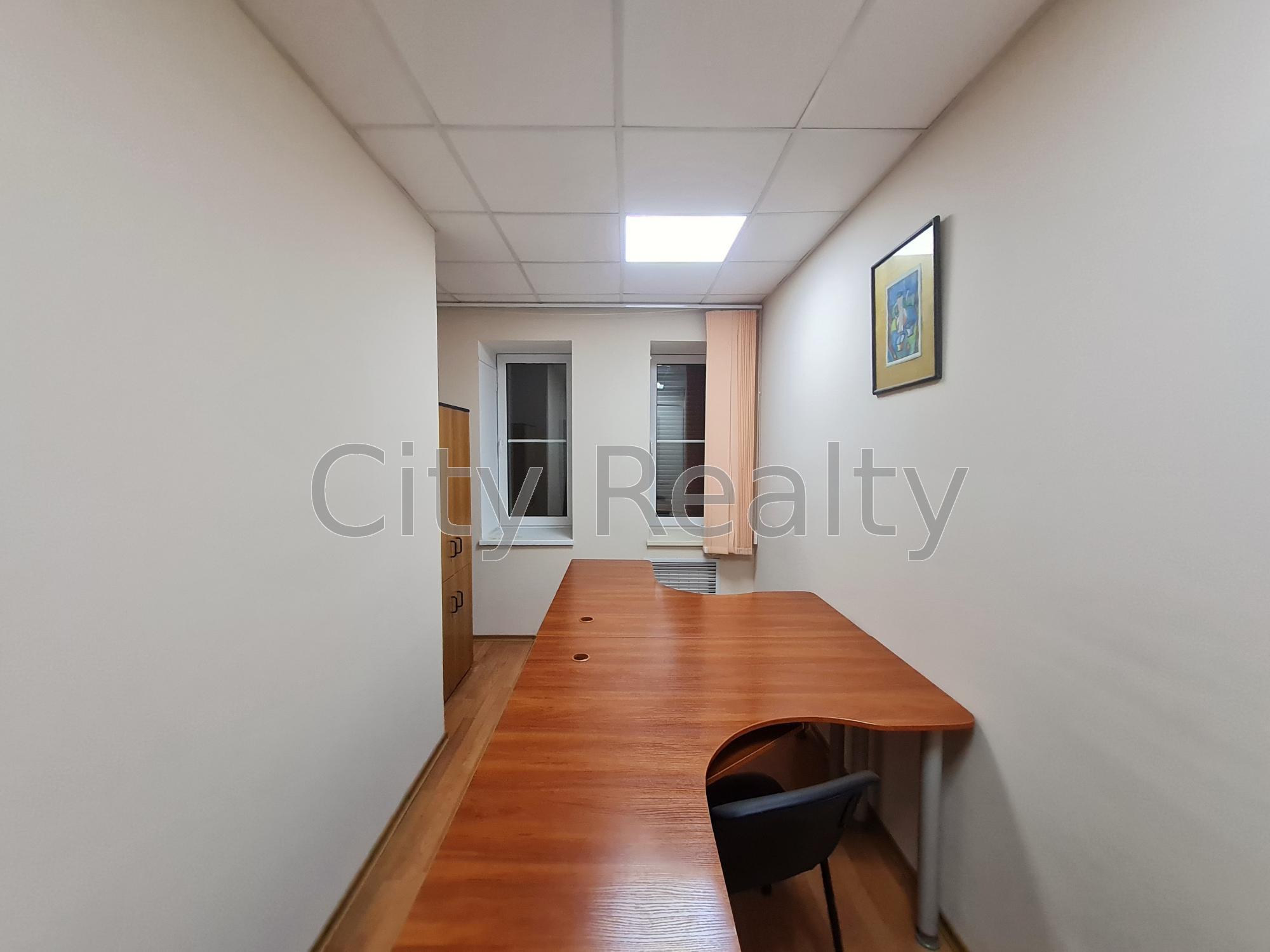 Оренда офісу 184 м², Шовковична вул., 7А