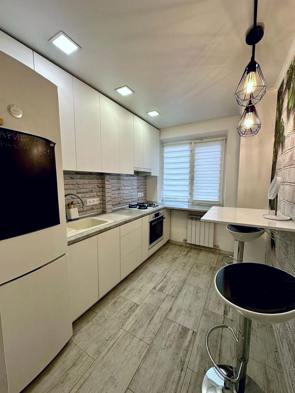 Продаж 3-кімнатної квартири 57 м², Маршала Малиновського вул., 12