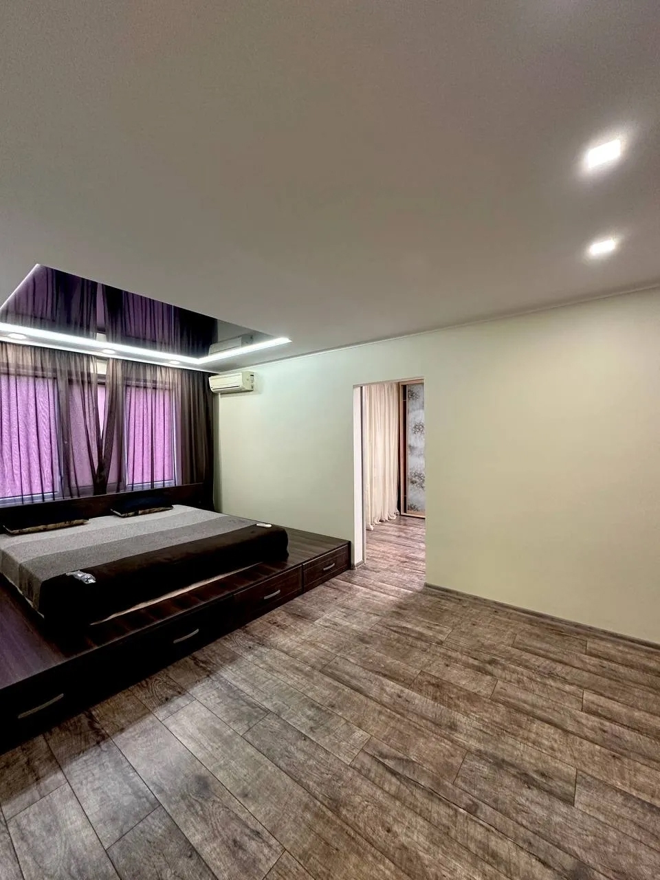 Продаж 3-кімнатної квартири 57 м², Маршала Малиновського вул., 12