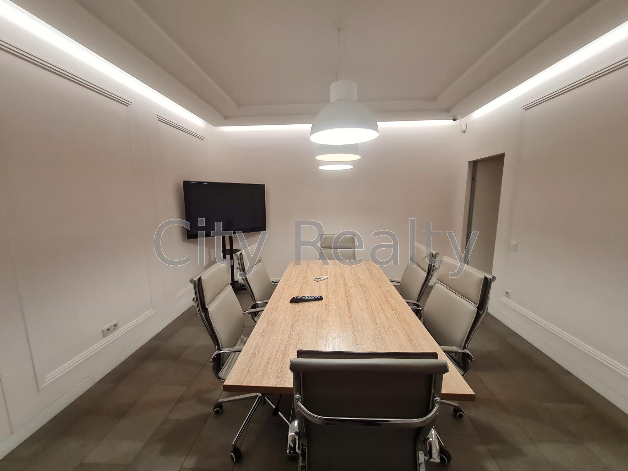 Оренда офісу 87 м², Шовковична вул., 7А