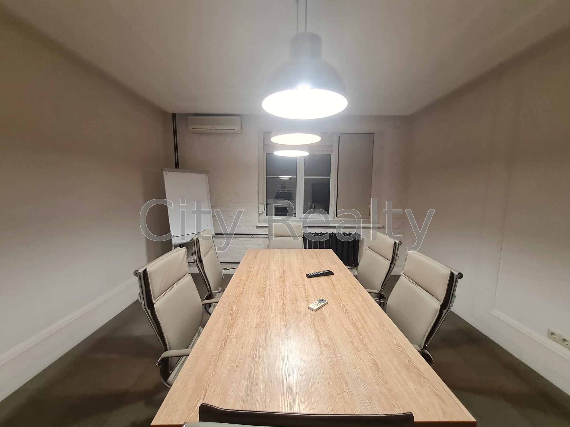 Оренда офісу 87 м², Шовковична вул., 7А