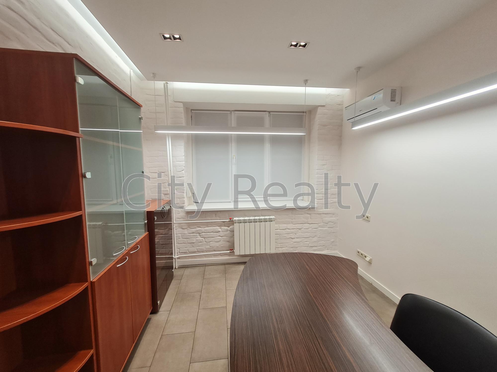 Оренда офісу 87 м², Шовковична вул., 7А