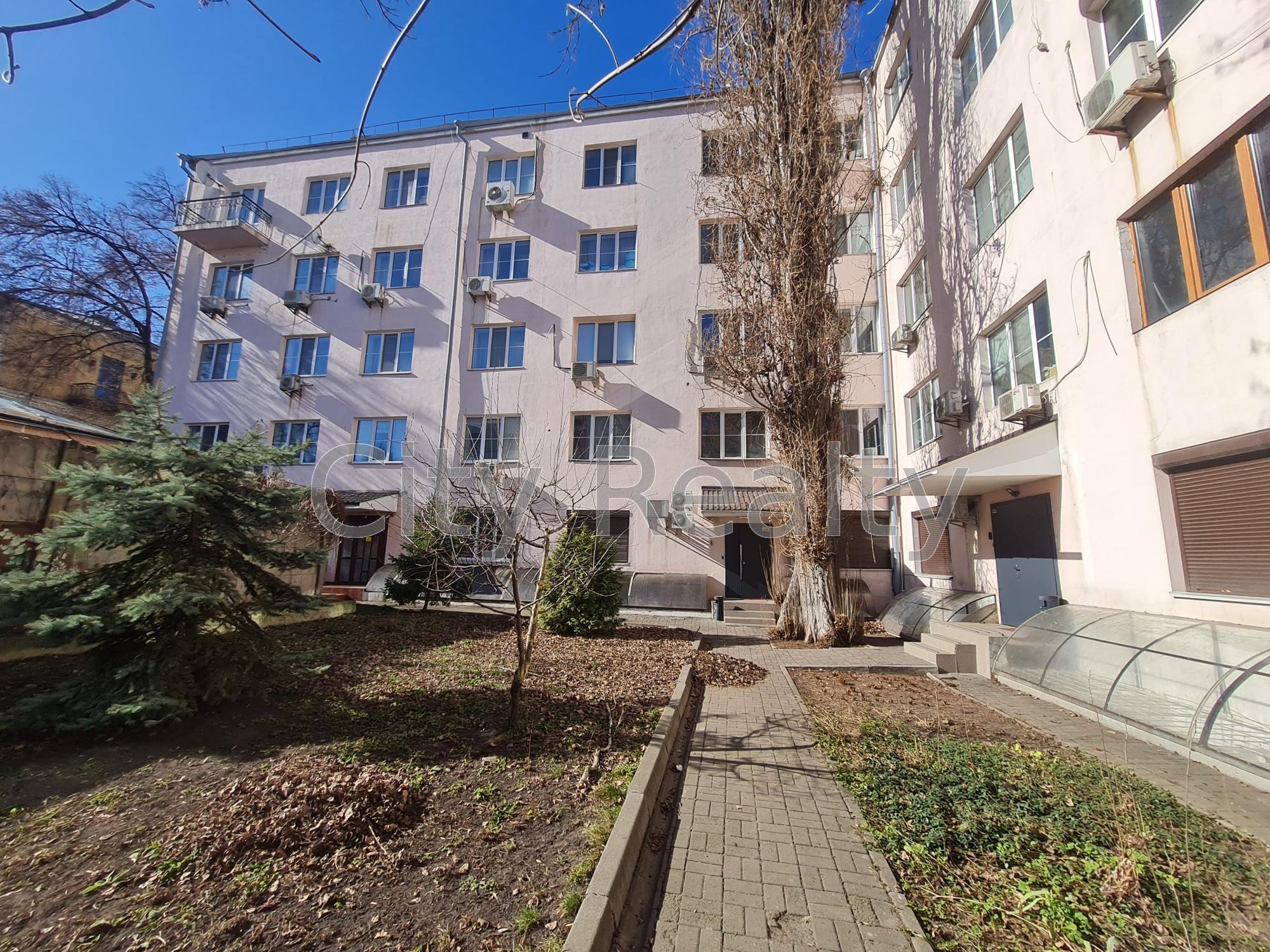 Оренда офісу 87 м², Шовковична вул., 7А