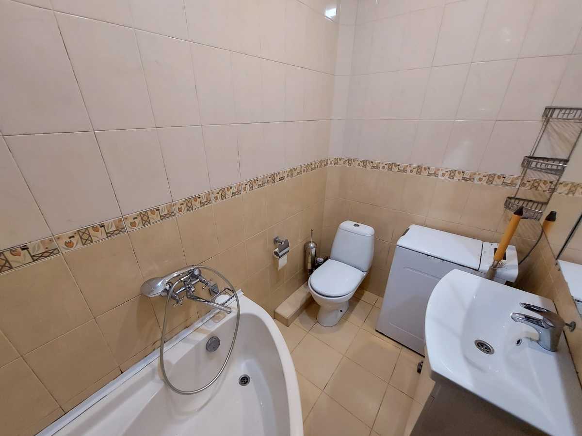 Продажа 3-комнатной квартиры 66 м², Воскресенская ул., 9