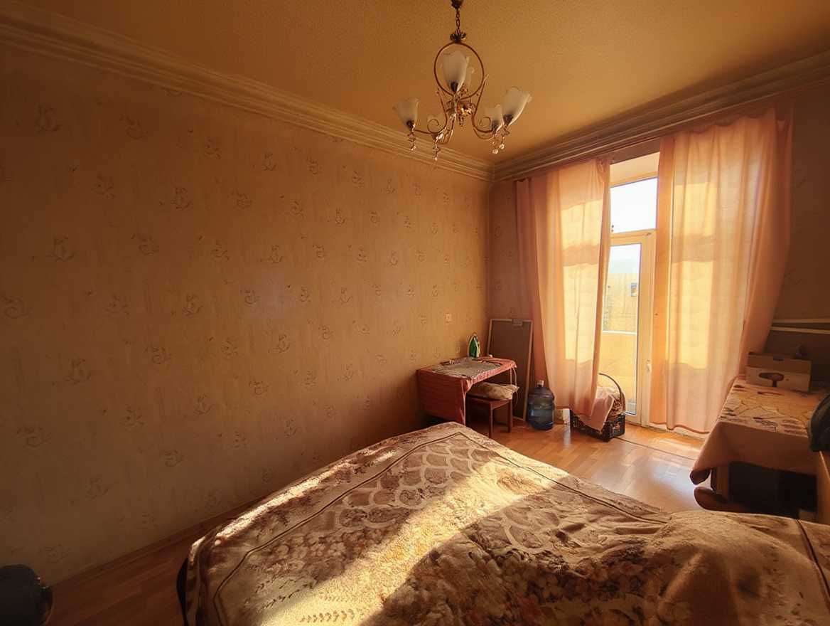 Продажа 3-комнатной квартиры 72 м², Боброва ул., 21А