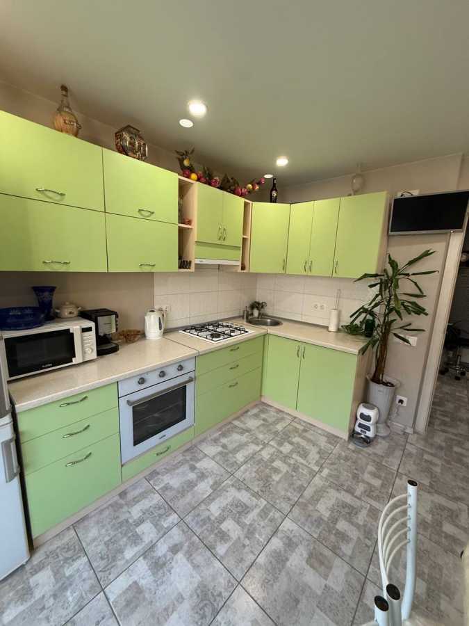 Продаж 1-кімнатної квартири 40 м², Яблунева вул., 13Г