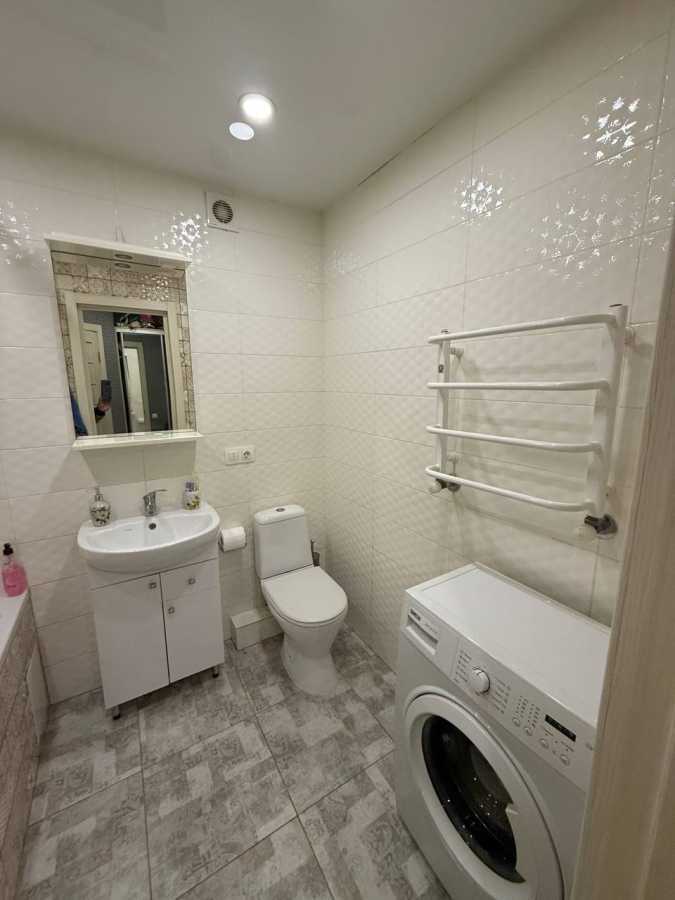 Продаж 1-кімнатної квартири 40 м², Яблунева вул., 13Г