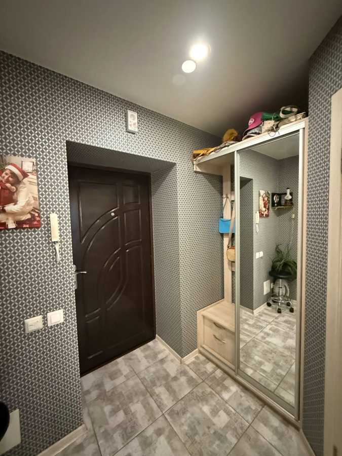 Продаж 1-кімнатної квартири 40 м², Яблунева вул., 13Г