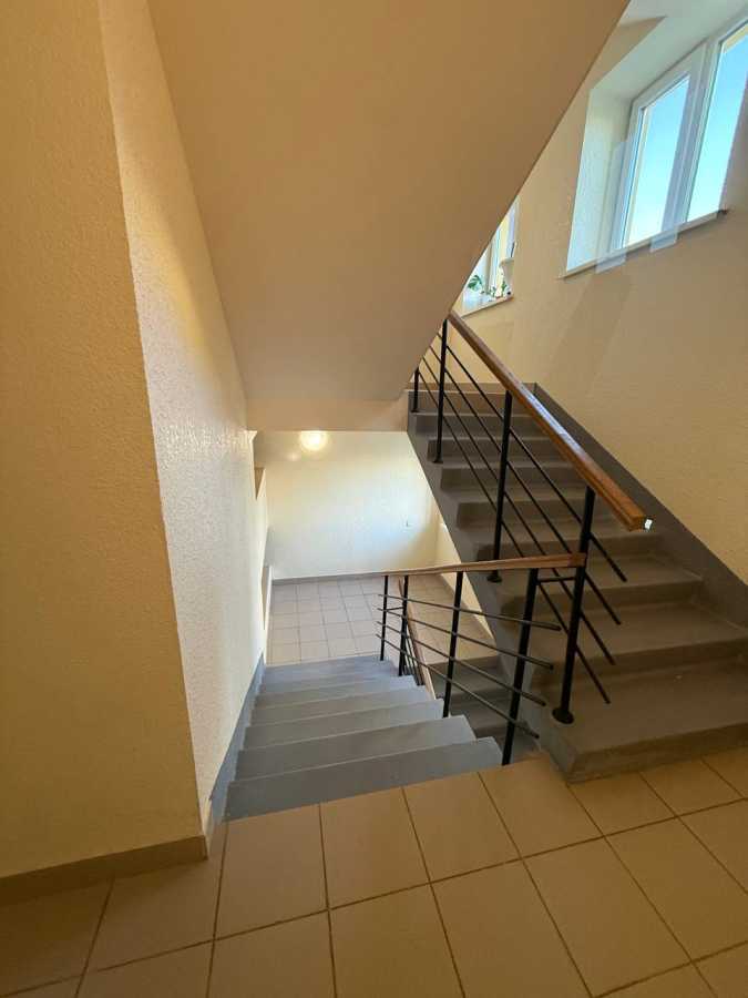 Продаж 1-кімнатної квартири 40 м², Яблунева вул., 13Г